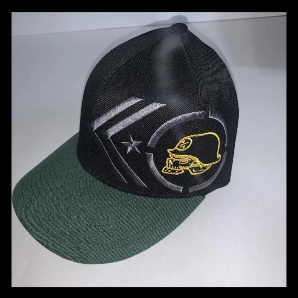 Metal Mulisha Raze Curved Black And Green Flex fit Hat Size‎ L-XL